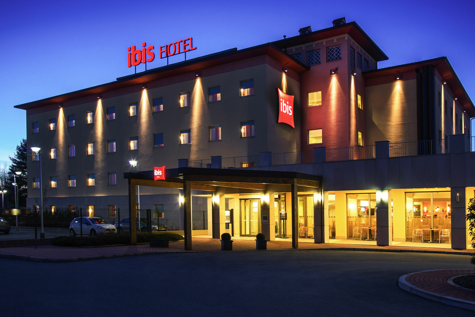 Ibis Como Grandate Exterior foto